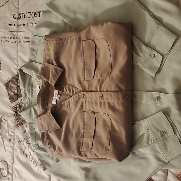 Button down adjustable sleeve fashion blouse - Picture 4 of 6